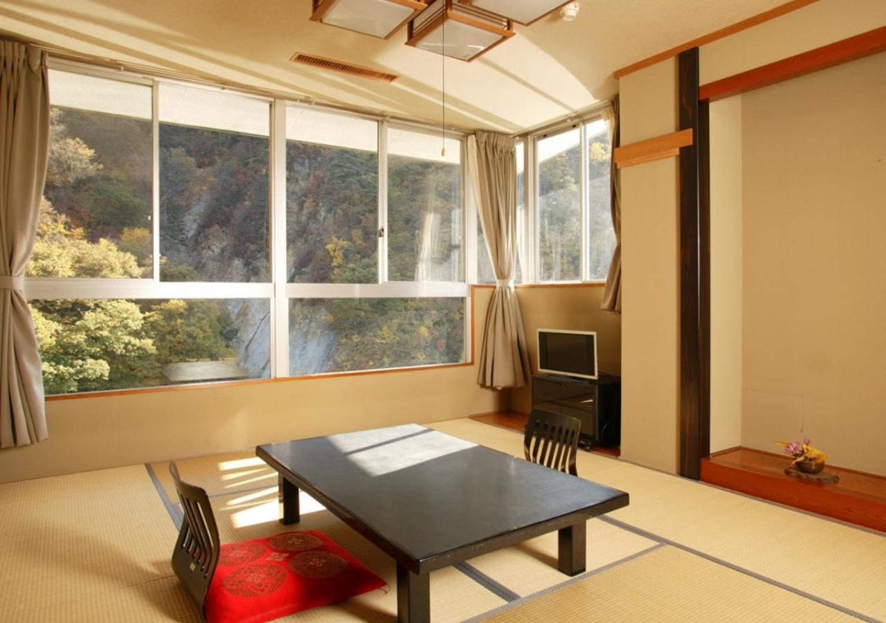 Itoen Hotel Oze Oigami Sanrakuso Numata  Buitenkant foto